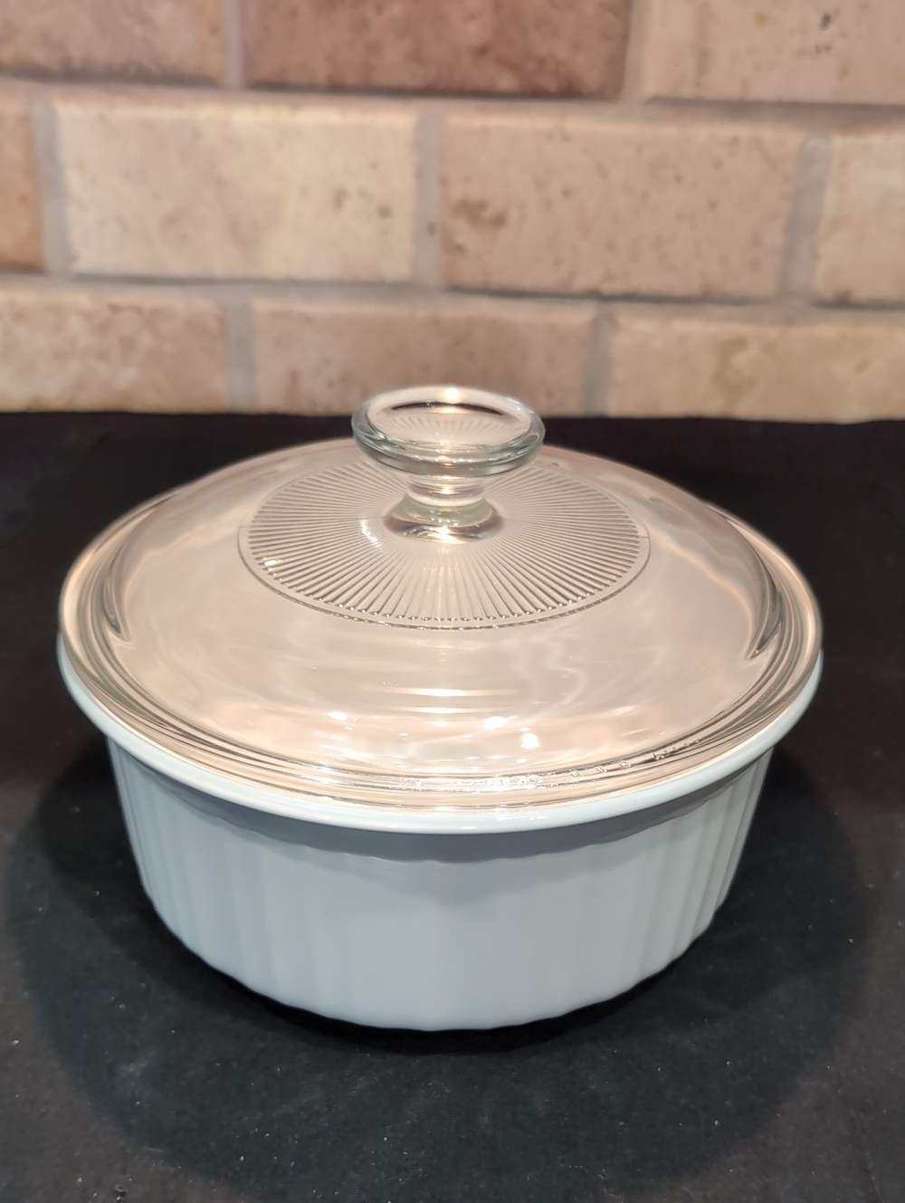 Vintage Corning Ware French White Casserole Dish And Lid 1.5 Quart F-5-B
